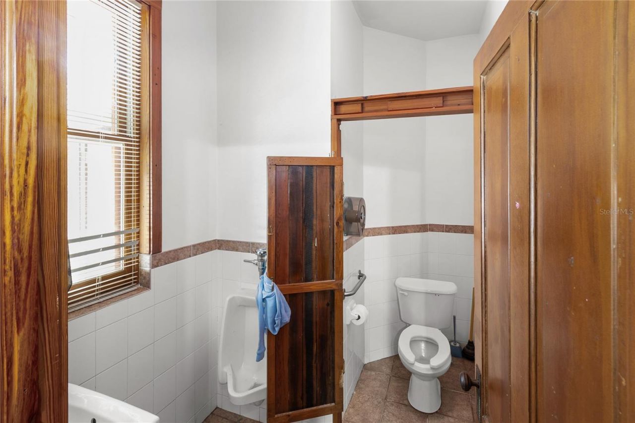 619 NE 1st Street, Gainesville, FL 32601 Photo