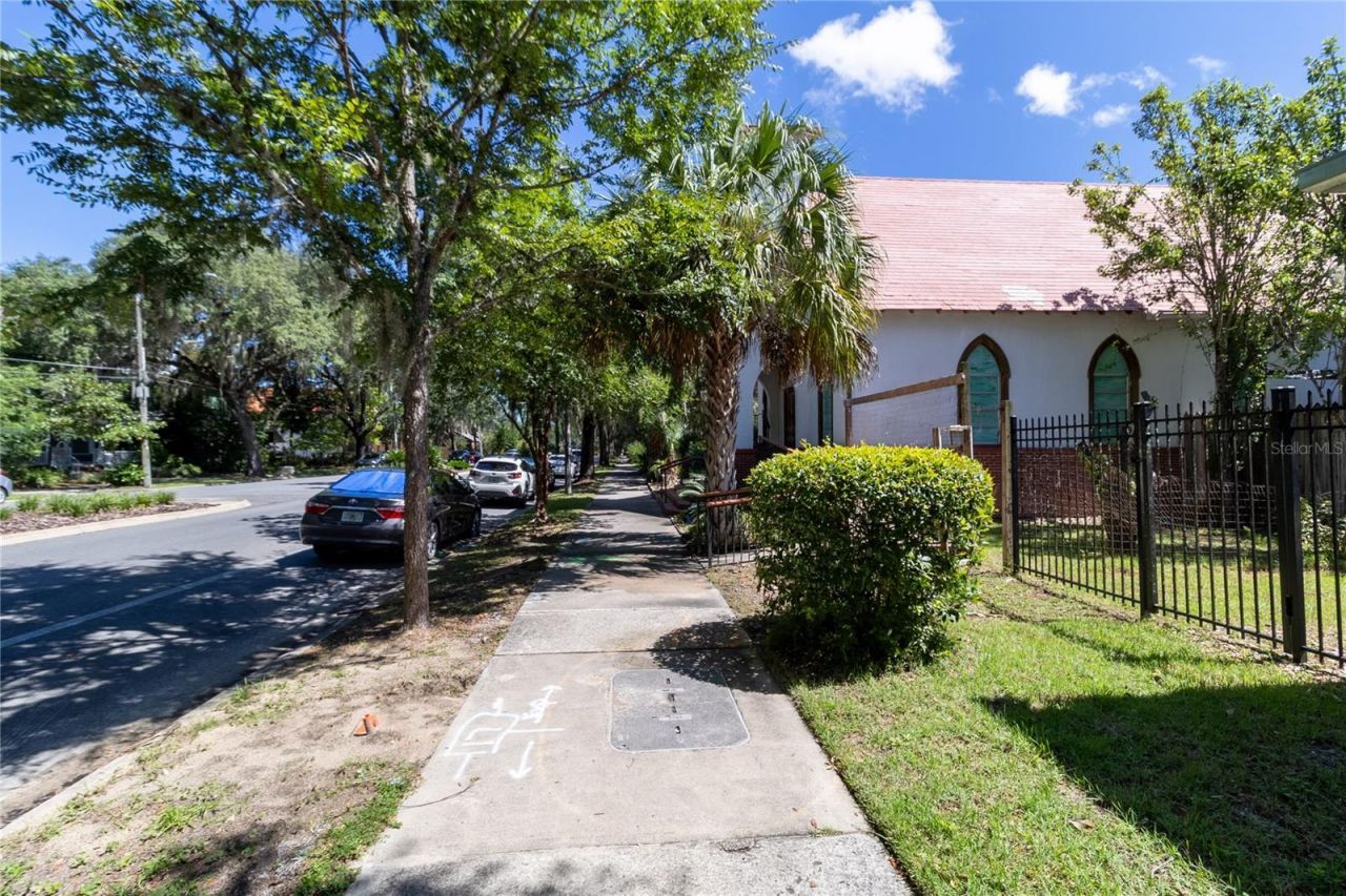 619 NE 1st Street, Gainesville, FL 32601 Photo