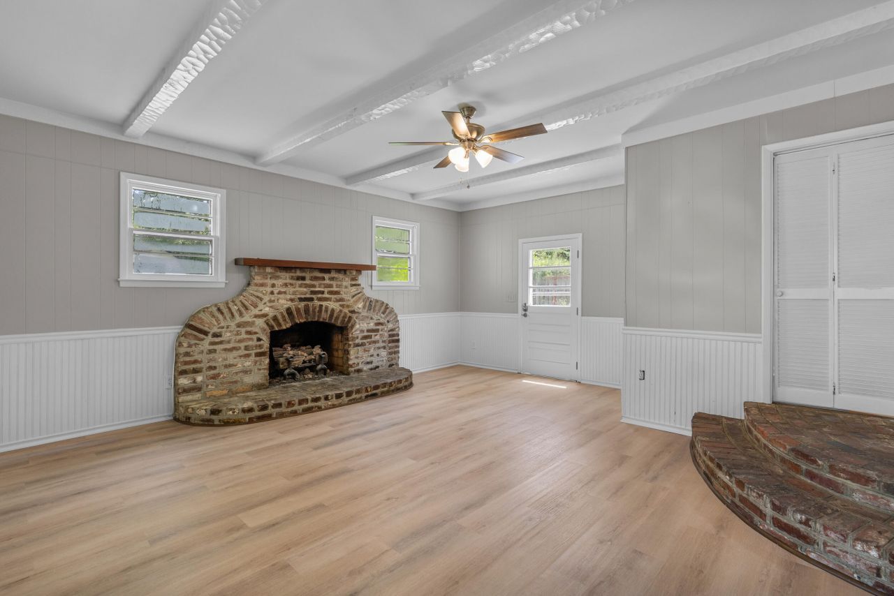 1531 Woodcrest Avenue Photo 13