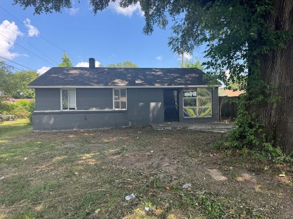 994 N PERKINS RD, Memphis, TN 38122