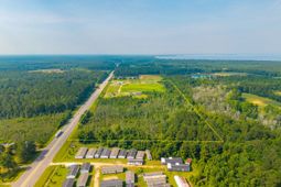 1651 Main Street photo 4