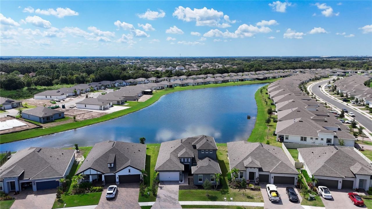 5559 Trevesta Place Palmetto - 77