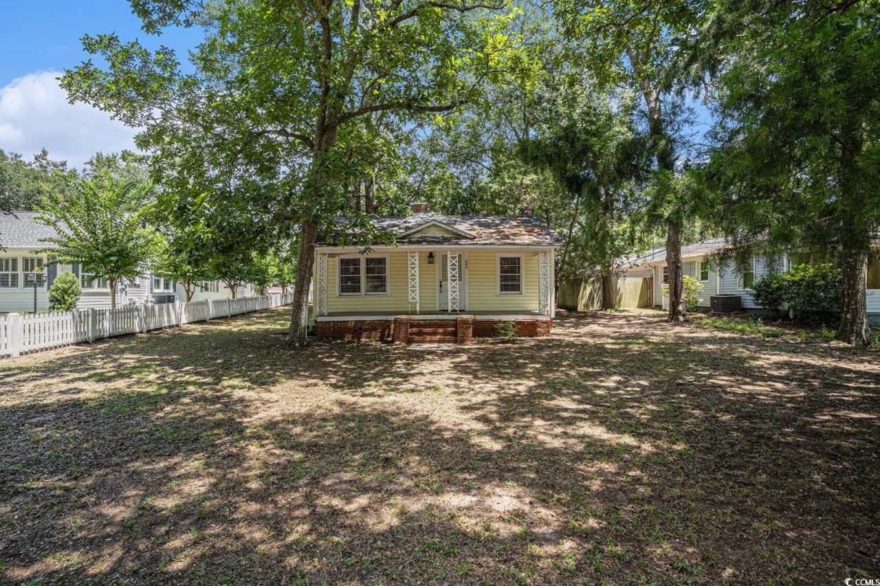 606 Moore St. Photo 15
