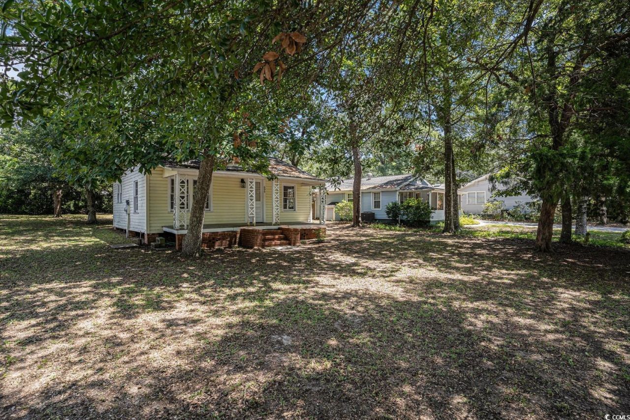 606 Moore St. Photo 16