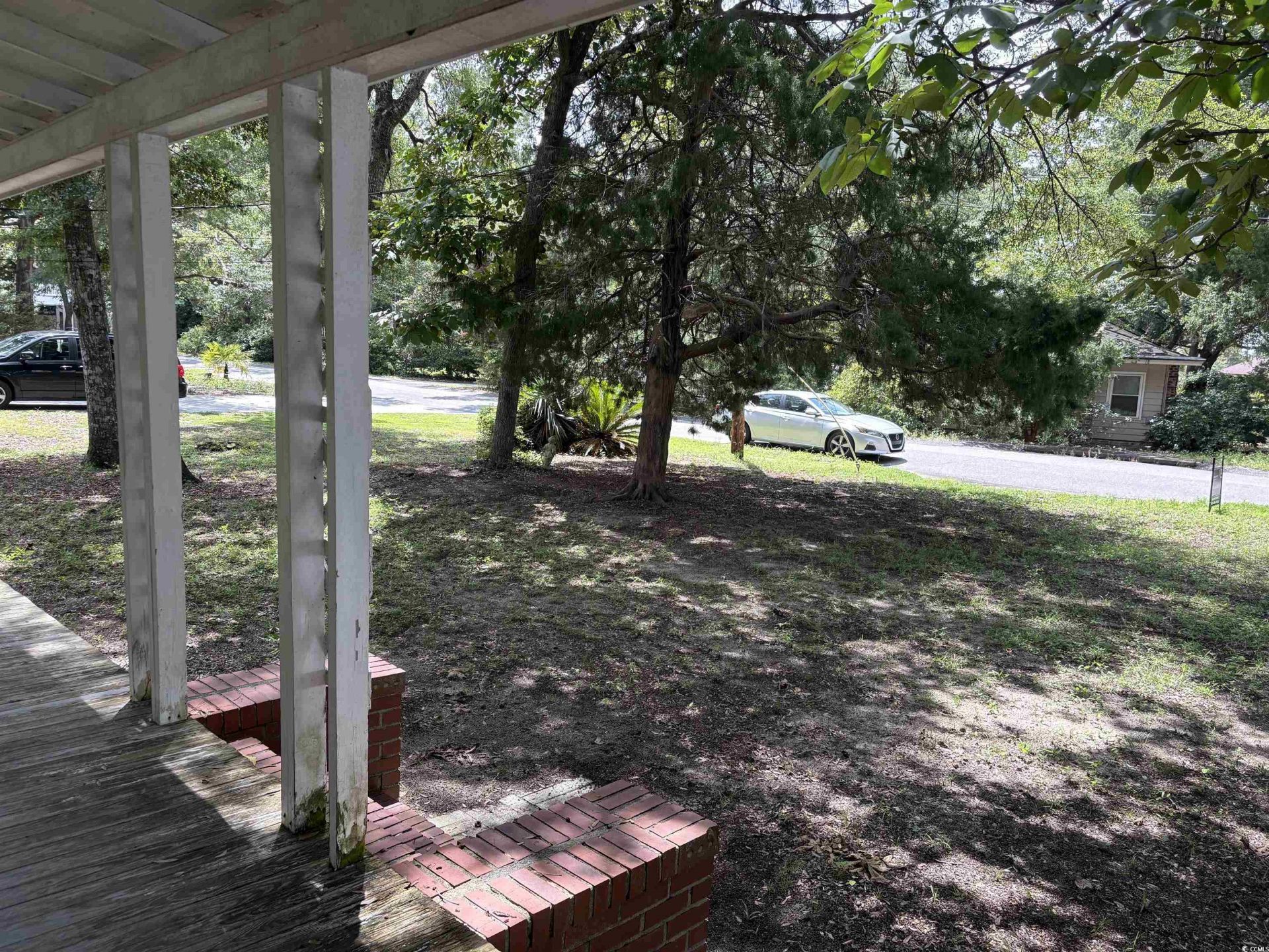 606 Moore St. Photo 35