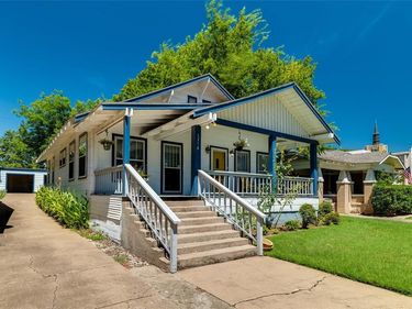 1716 Thomas Place, Fort Worth, TX 76107