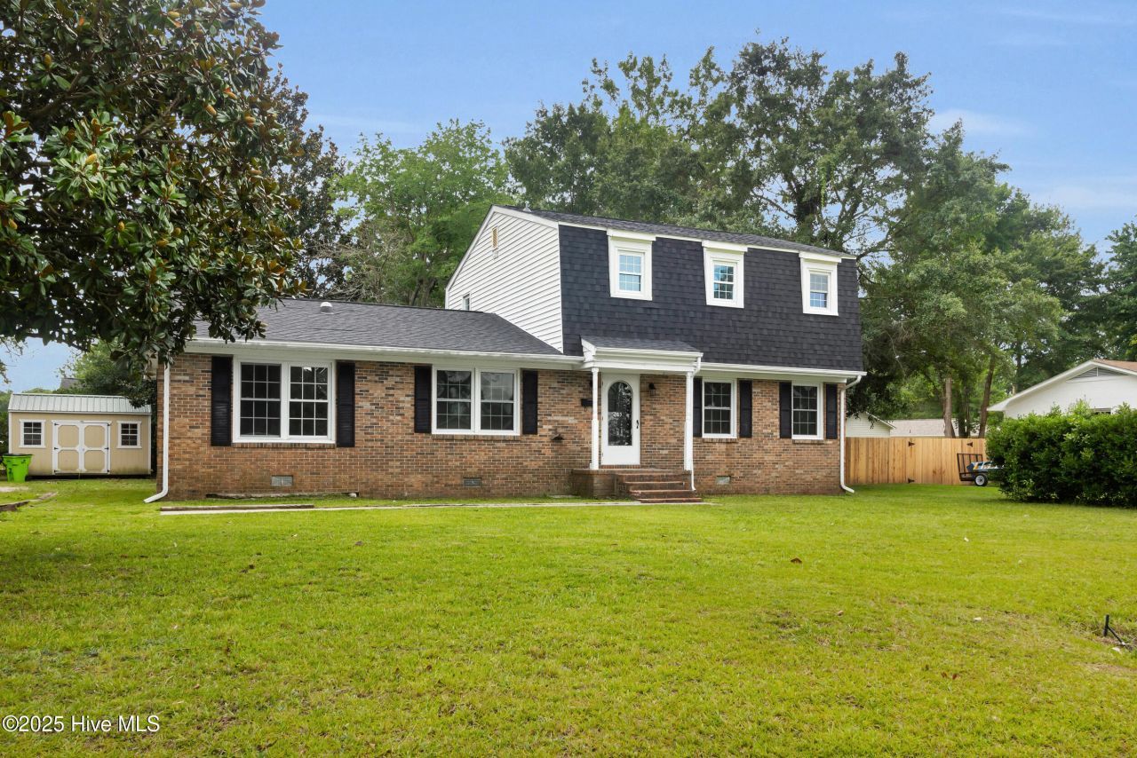 205 Speight Street, Havelock, NC 28532 Main Photo