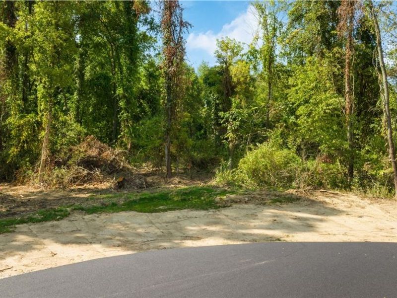 4710 Pinecrest Drive, Uniontown, OH 44685 Photo 3