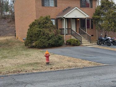 628 & 630 D ST, STAUNTON, VA 24401