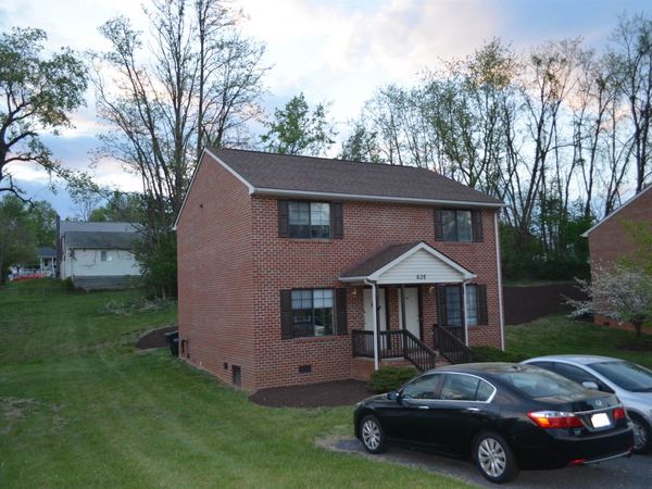 628 & 630 D ST, STAUNTON, VA 24401