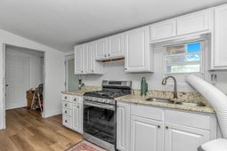 8374 Cherrywood Dr. photo 4