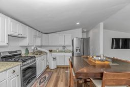 8374 Cherrywood Dr. photo 4