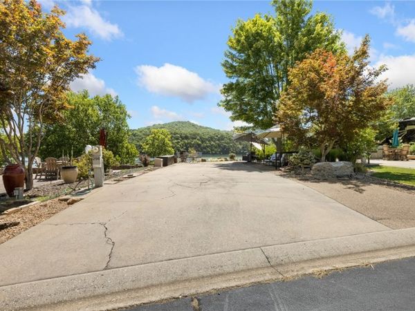 1229 CR 663, Oak Grove, AR 72660