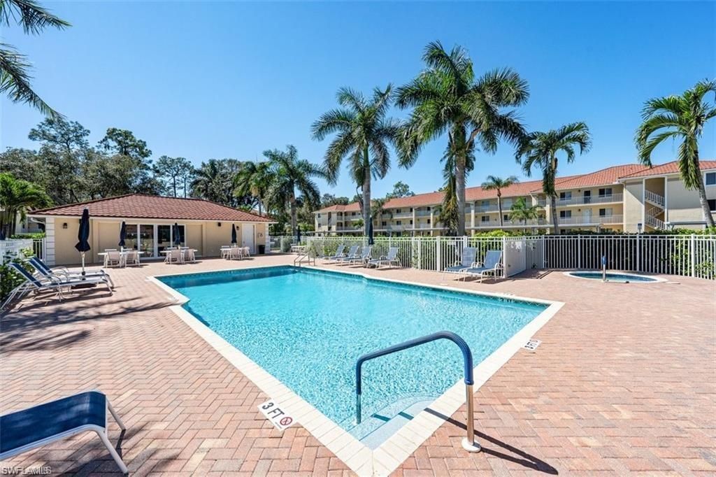 3655 Amberly Cir, Unit A107, Naples, FL 34112 Photo