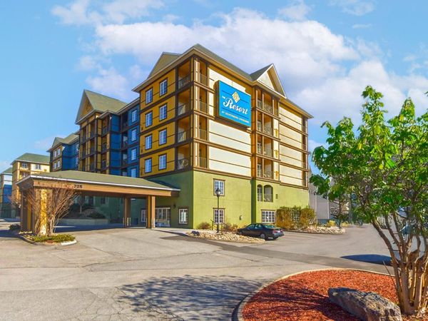 225 Collier Drive, Sevierville, TN 37862