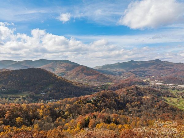 Lot 44 Weatherwatch Drive, Waynesville, NC 28786