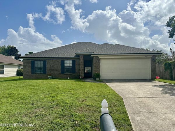 1715 SAW LAKE Drive, Middleburg, FL 32068