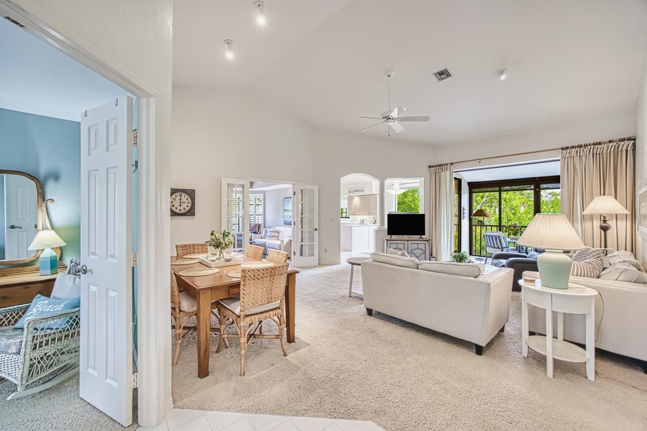 27024 Oakwood Lake Dr, Unit 201, Bonita Springs, FL 34134 Photo