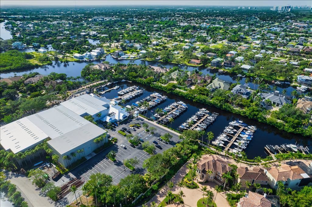 27024 Oakwood Lake Dr, Unit 201, Bonita Springs, FL 34134 Photo