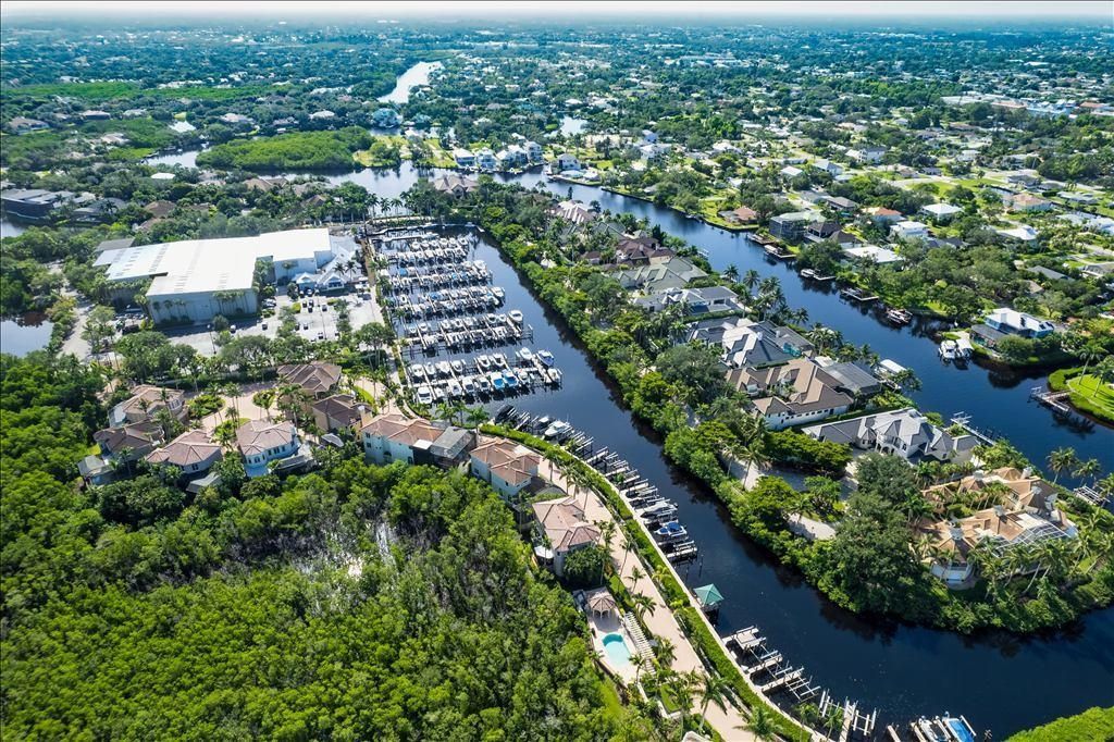 27024 Oakwood Lake Dr, Unit 201, Bonita Springs, FL 34134 Photo