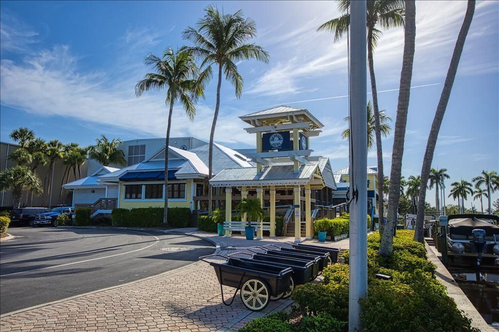 27024 Oakwood Lake Dr, Unit 201, Bonita Springs, FL 34134 Photo