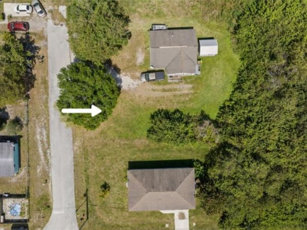 4246 24th Court, Vero Beach, FL 32967