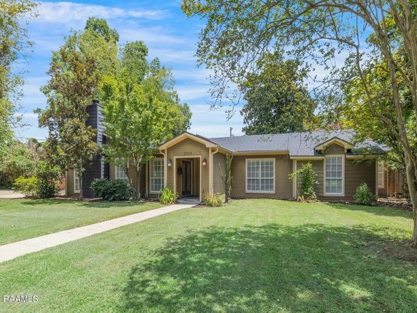 2312 W Saint Mary Boulevard, Lafayette, LA 70506