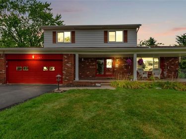165 Lisa Court, White Lake Twp, MI 48386
