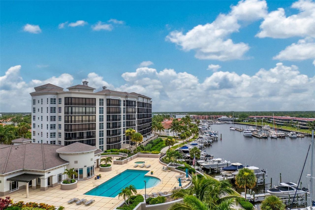 3313 Sunset Key Cir, Unit 701, Punta Gorda, FL 33955 Photo