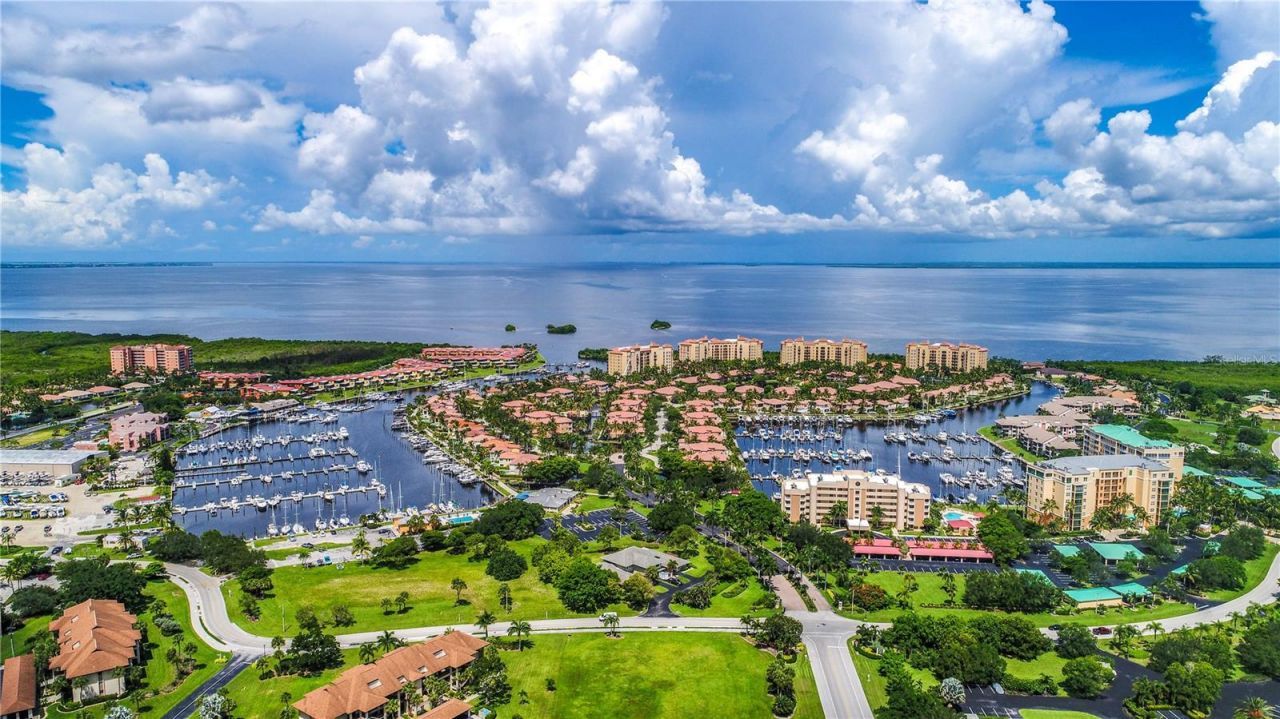 3313 Sunset Key Cir, Unit 701, Punta Gorda, FL 33955 Photo