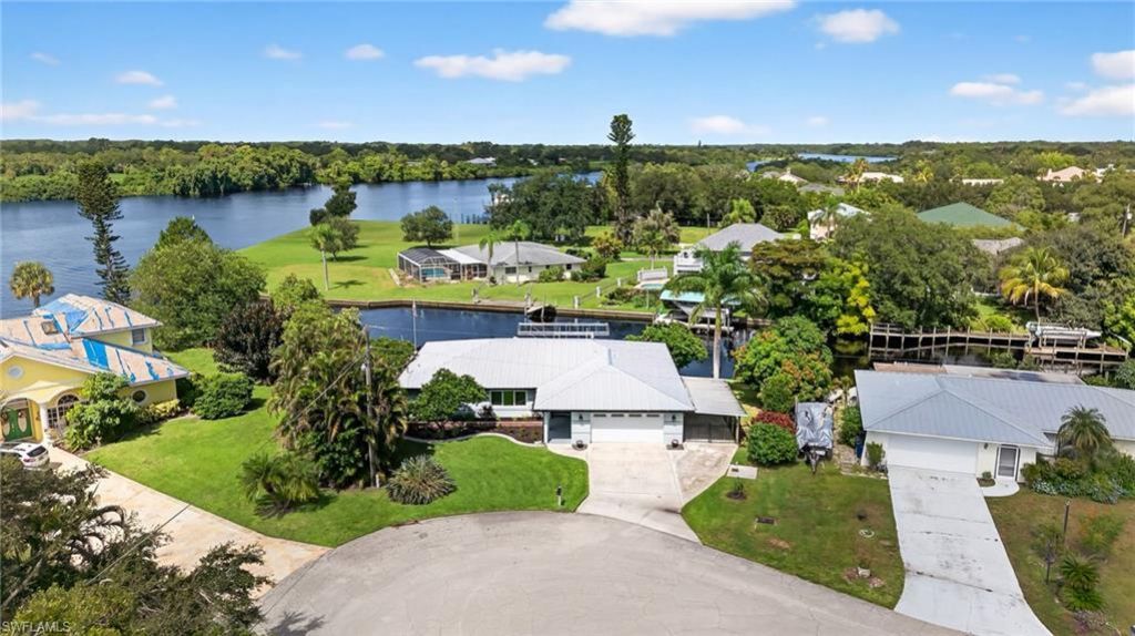 18071 Traverse Dr, Alva, FL 33920 Photo