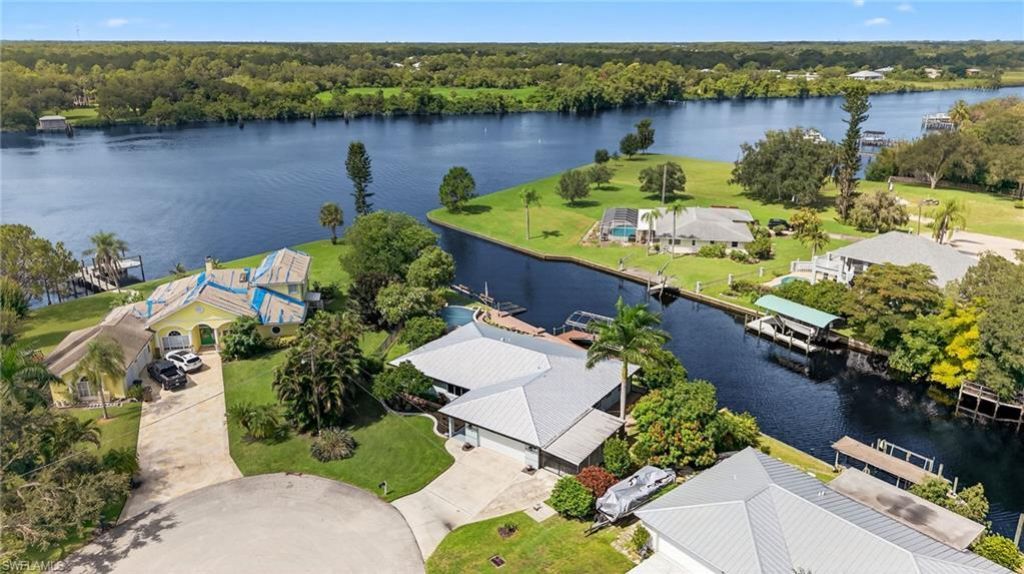 18071 Traverse Dr, Alva, FL 33920 Photo