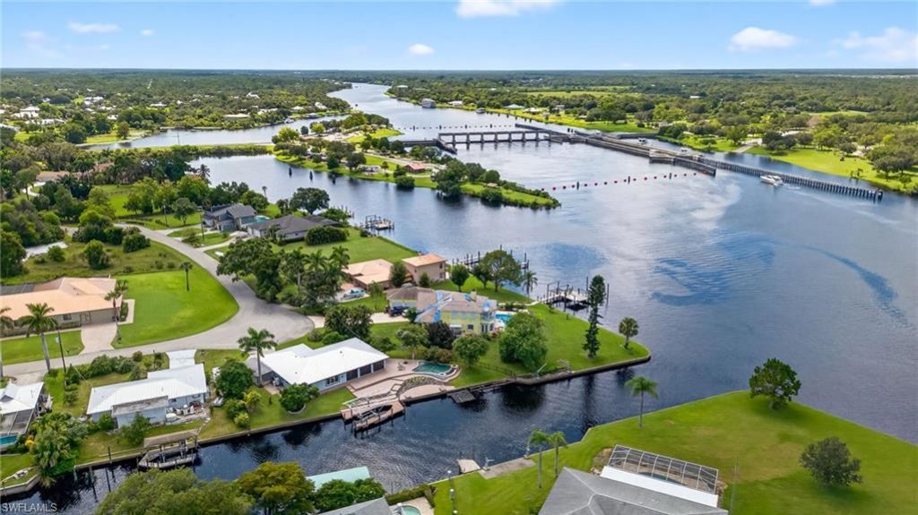 18071 Traverse Dr, Alva, FL 33920 Photo