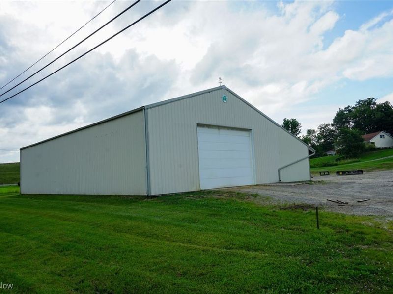 12955 N Pike Road, Mount Perry, OH 43760 Photo 4