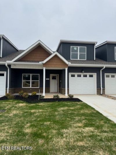 7333 Whispering Creek Lane, Powell, TN 37849 Main Photo