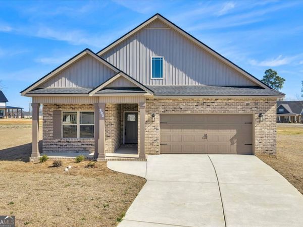 202 Eric Court, Byron, GA 31008