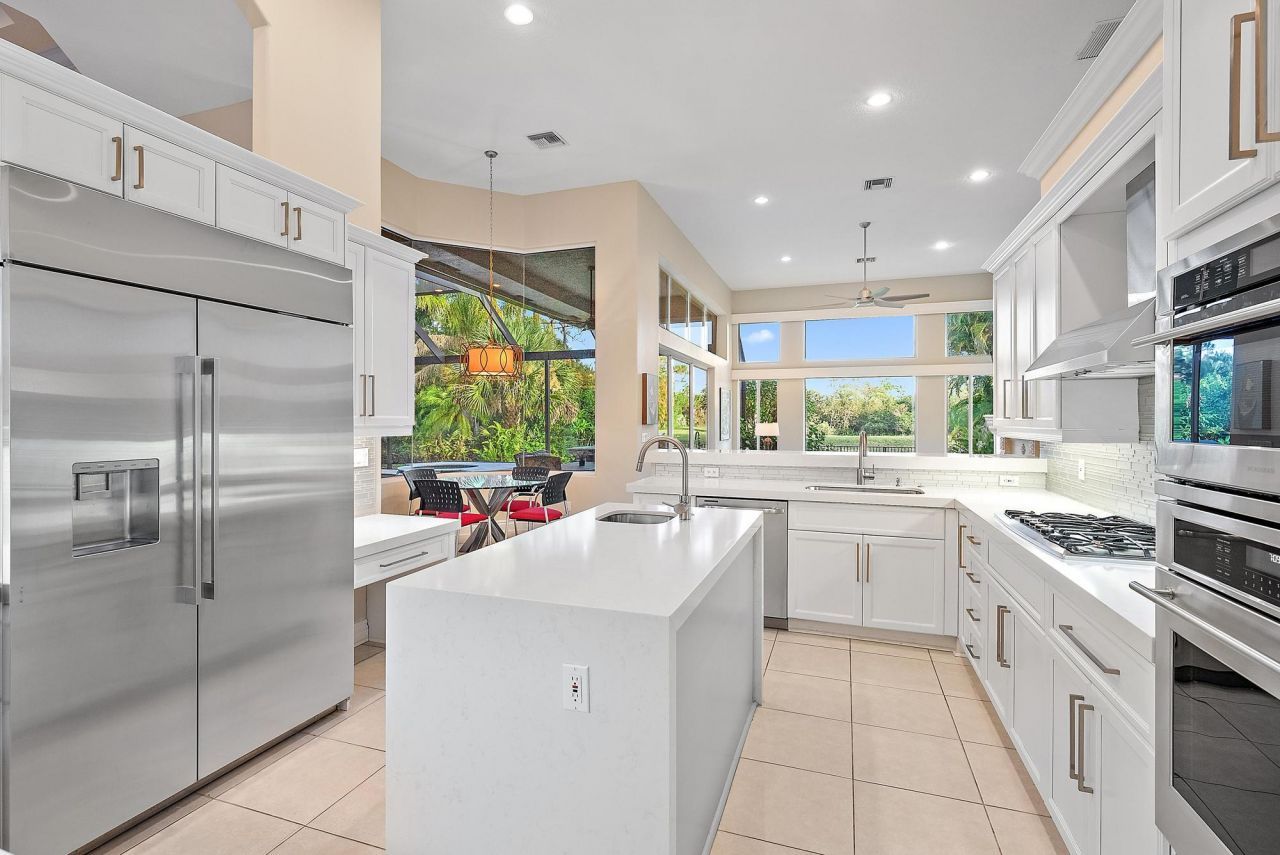 6637 Audubon Trace W, West Palm Beach, FL 33412 Photo