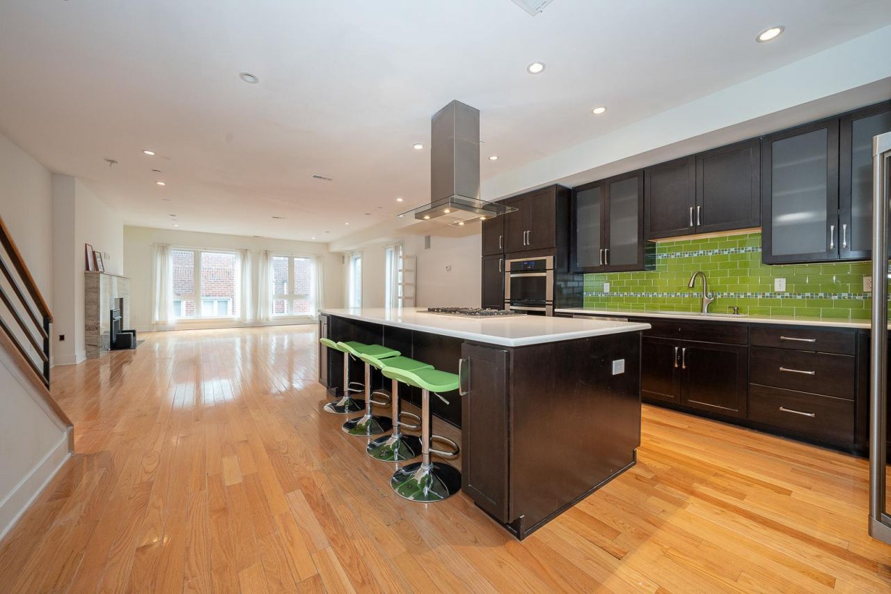 110 12 Naudain Street, Unit 4, Philadelphia, PA 19147 Main Photo