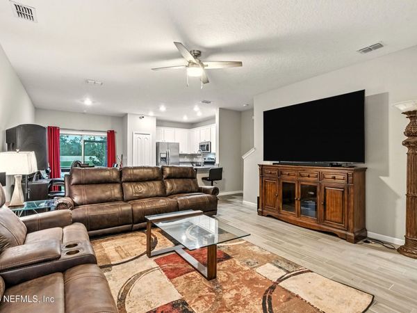 1330 SALT RIDGE Avenue, Jacksonville, FL 32218