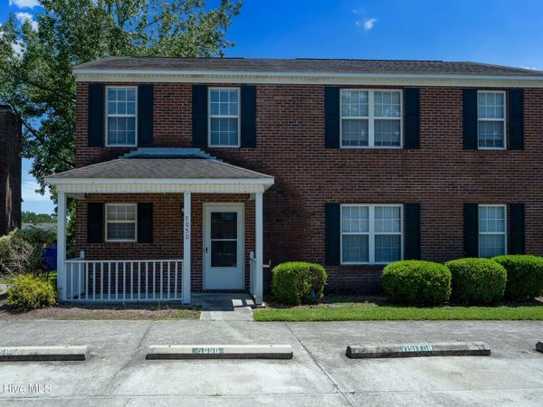 5050 Lamppost Circle, Wilmington, NC 28403