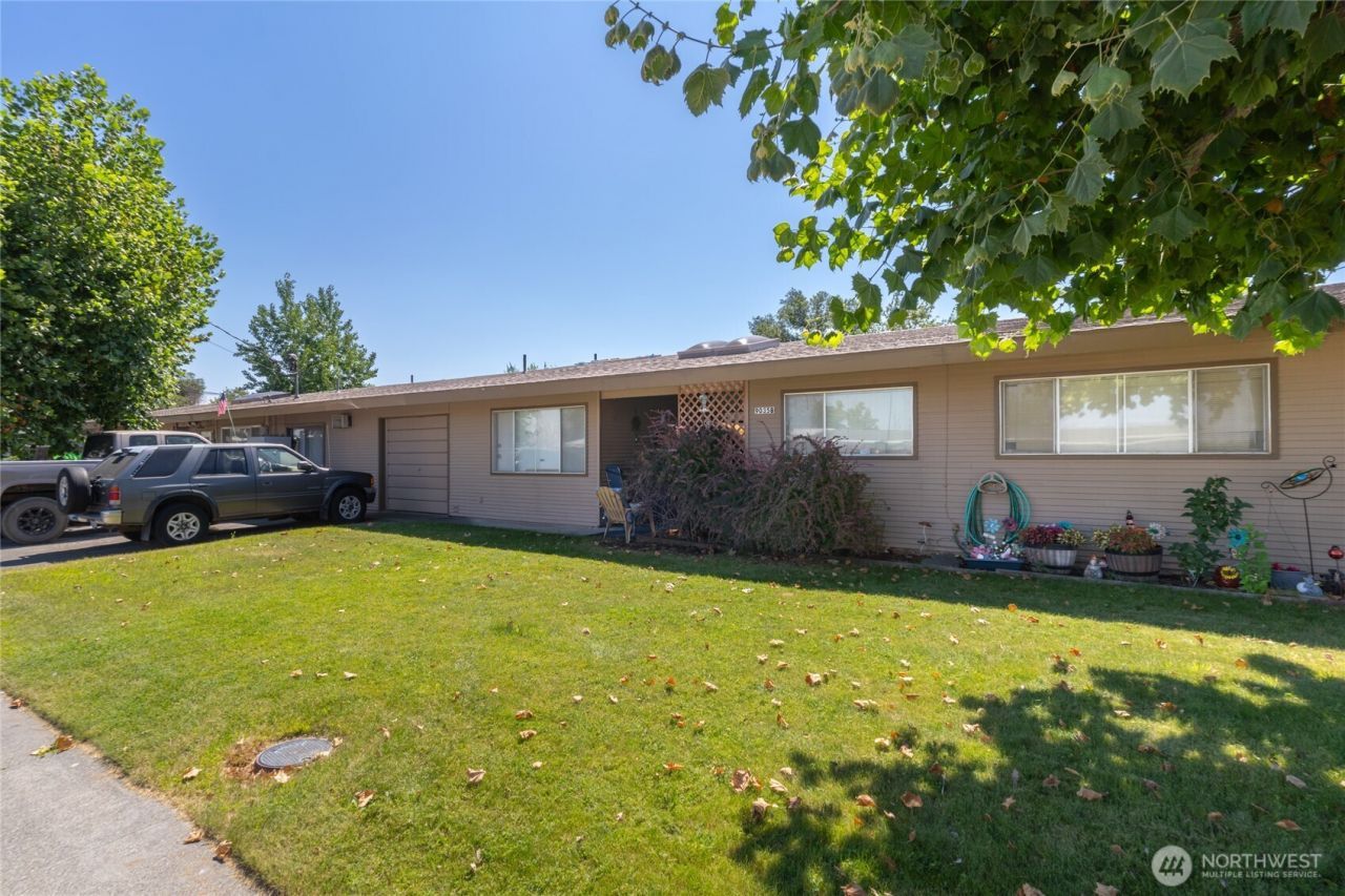 9035 Forrestal Lane, Moses Lake, WA 98837 Main Photo