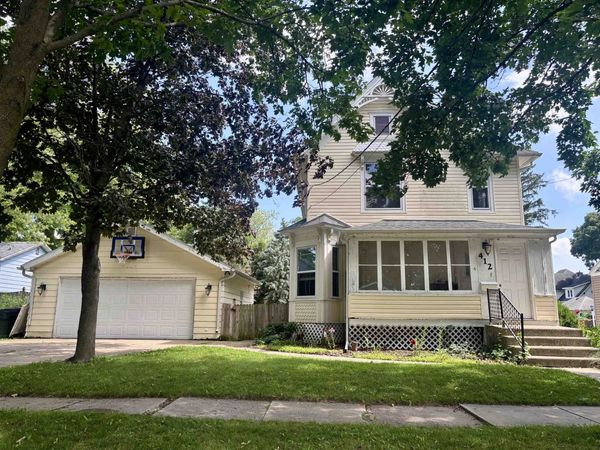 412 W Madison Street, BELVIDERE, IL 61008