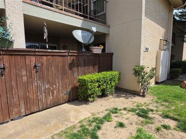 12816 Midway Road, Unit 1066, Dallas, TX 75244
