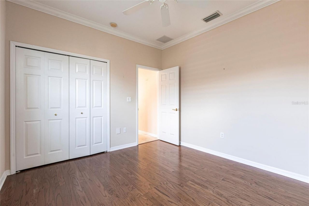 7211 Treymore Court, Sarasota, FL 34243 Photo