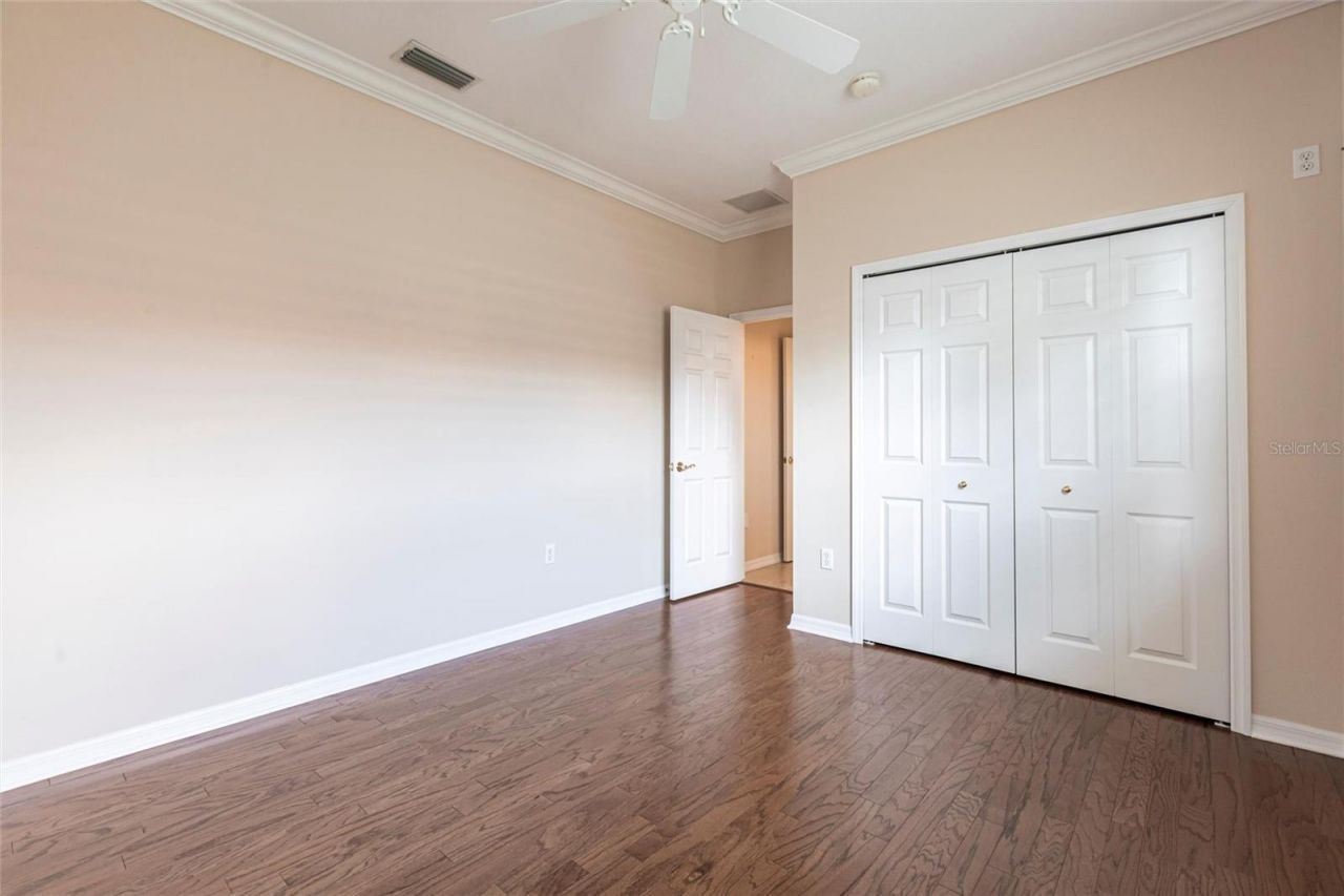 7211 Treymore Court, Sarasota, FL 34243 Photo