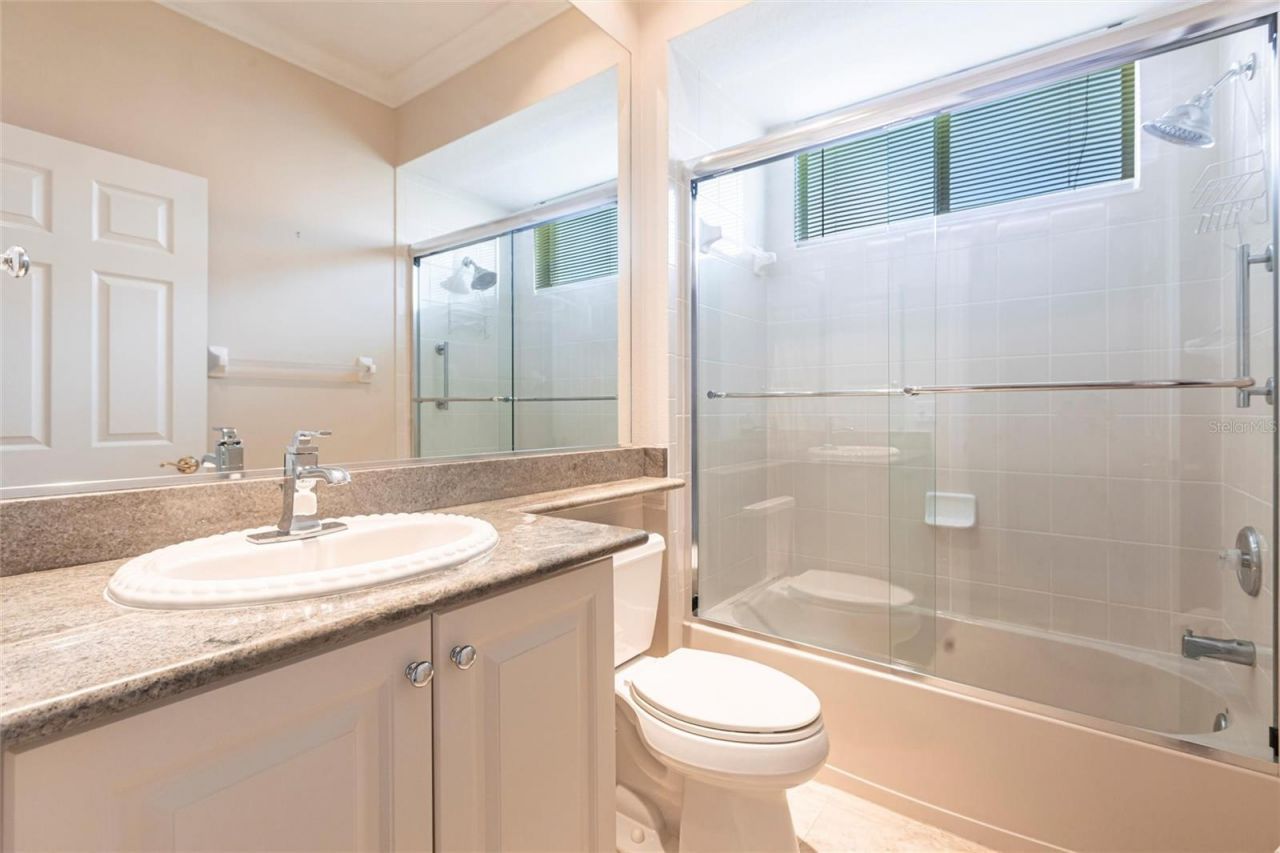 7211 Treymore Court, Sarasota, FL 34243 Photo