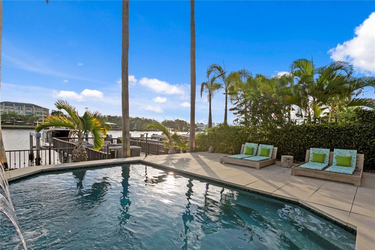 1155 Abbeys Way, Tampa, FL 33602 Photo