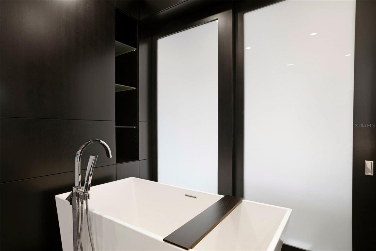 1155 Abbeys Way, Tampa, FL 33602 Photo