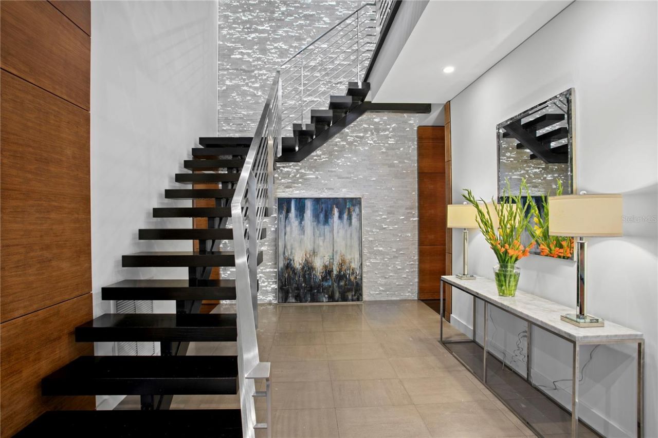 1155 Abbeys Way, Tampa, FL 33602 Photo