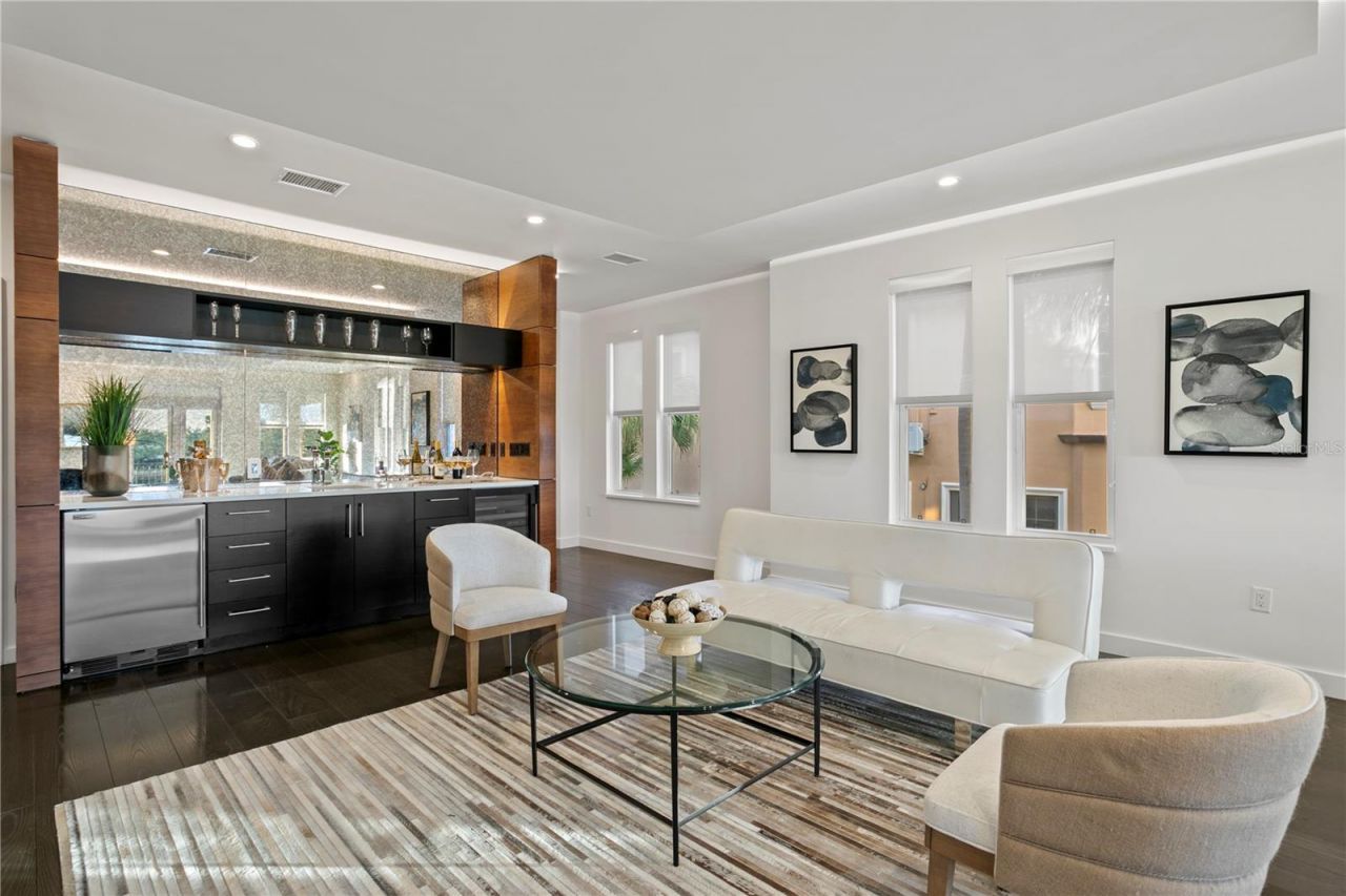 1155 Abbeys Way, Tampa, FL 33602 Photo